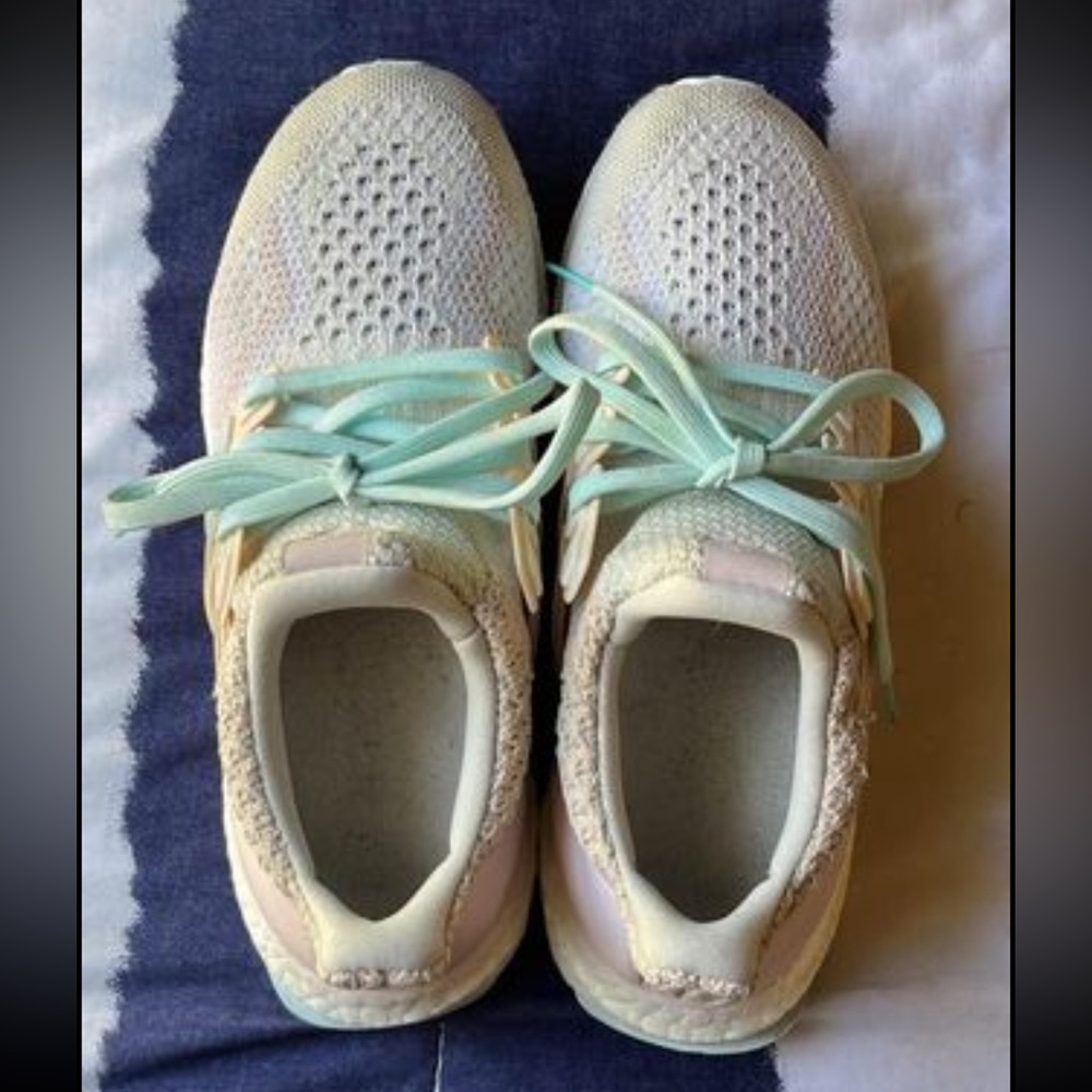 Adidas UltraBoost 5.0 DNA